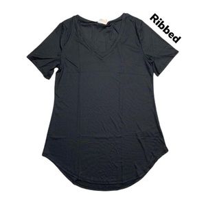 NWT Lularoe Iris Tunic